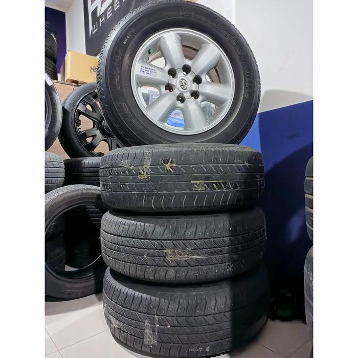 Velg Mobil Seken Copotan Std Fortuner P6 R17X7,5 6X139,7 Silver + Bs(2) 265 65 R17 (75%) Vr