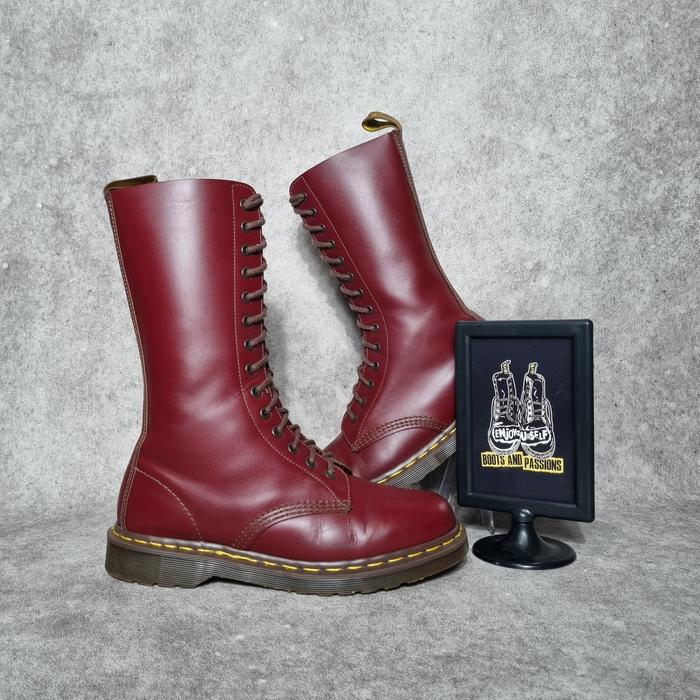 Dr Martens 1914 Vtg Oxblood 8uk Made in England MIE Solovair Docmart Docmartens