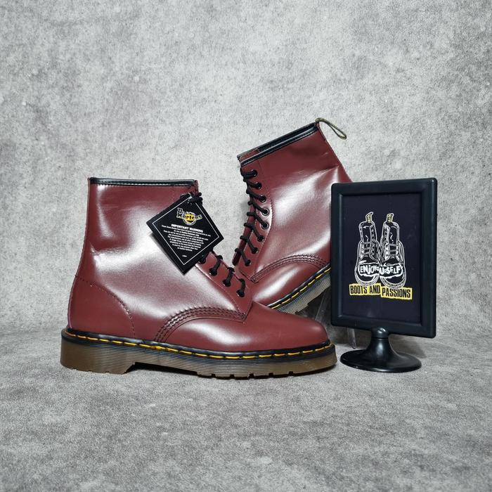 Dr Martens 1460 Vtg 80s Cherry Red 8uk Made in England MIE Solovair Docmart Docmartens NEW BNWT