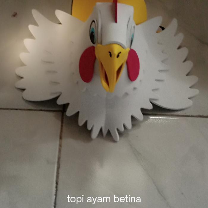 topi karakter ayam betina