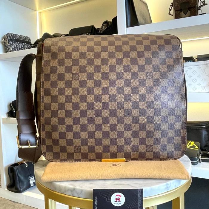 Louis Vuitton Damier Messenger Bag 2
