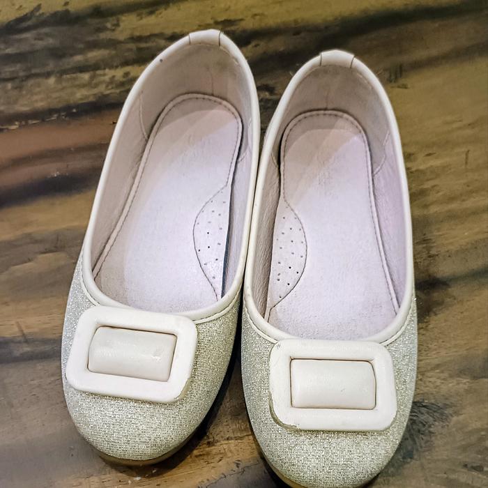 preloved sepatu shoes anak perempuan merk Donatello size 35