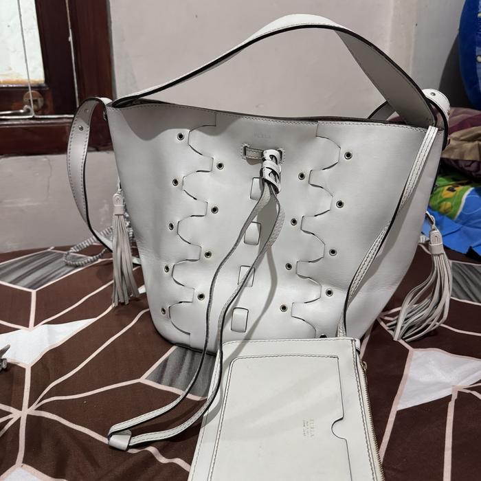 Preloved furla eyelet tassel bucket bag white