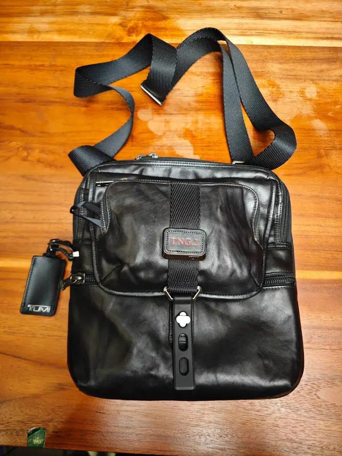Tumi leather messenger bag original 100% authentic tas ransel