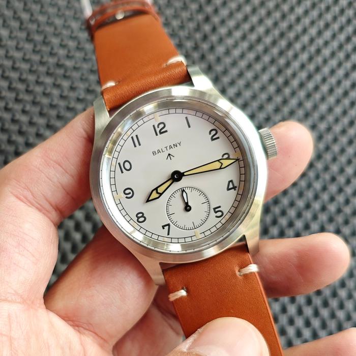 Jam Tangan Pria DIRTY DOZEN Small Second Baltany Vintage Field Watch Jam Army Baltany Watch