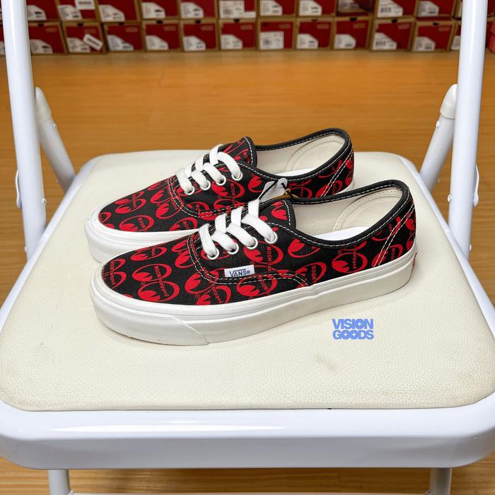Sepatu Vans Mooneyes Authentic 44 DX Anaheim Factory Red Original 100%