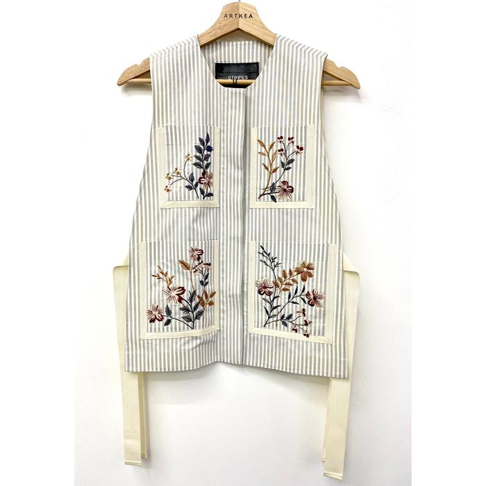 Cream Multipocket Colorful Flower Vest - Size XS - ARTKEA Stripes for GADIS Special Sale