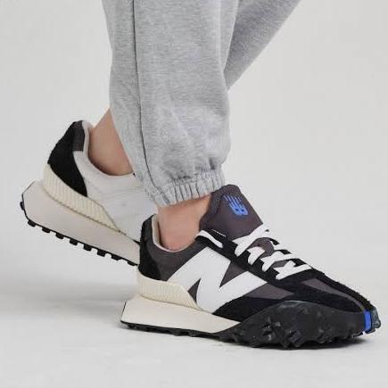 SNEAKERS NEW BALANCE XC-72 BLACK MAGNET WHITE UXC72NB
