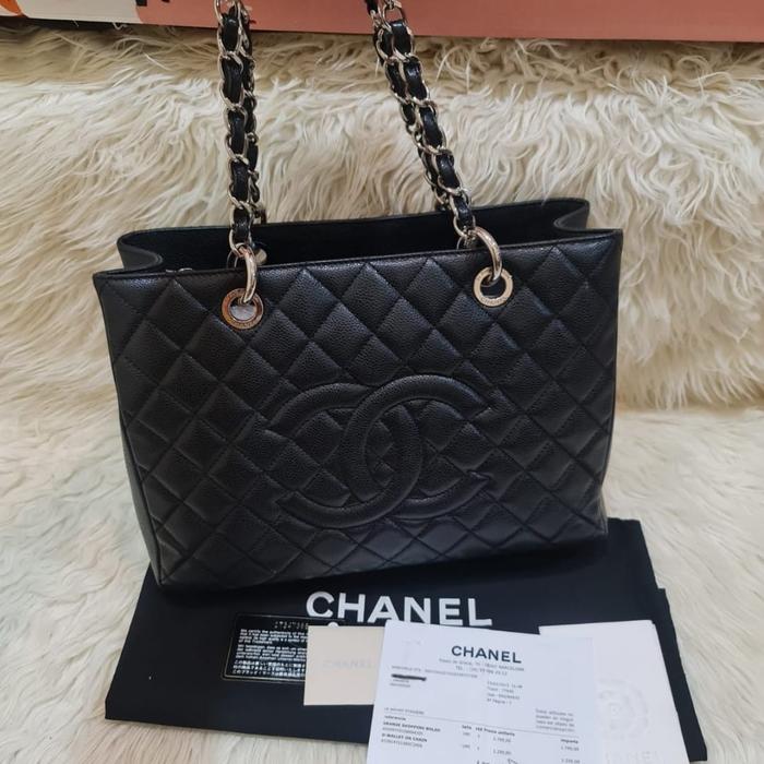 Tas Wanita Chanel GST black caviar (rantai silver)
