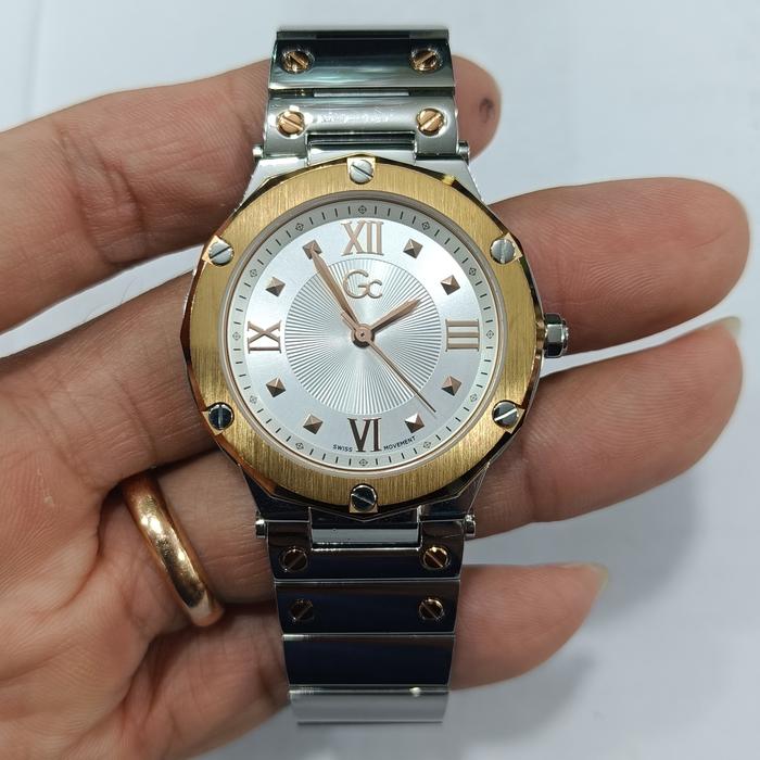 Jam wanita gc guess collection Y60002L original bekas bagus normal semua siap pakai