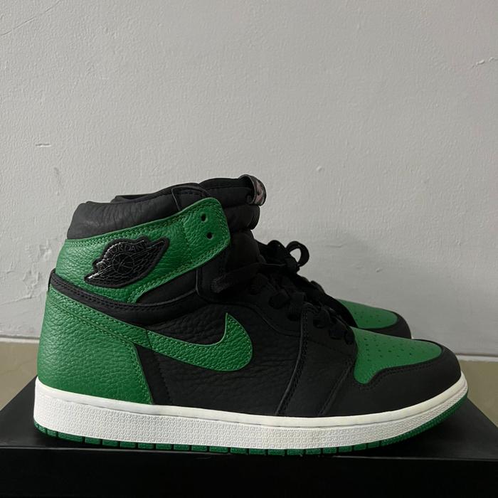 AJ 1 High Pine Green (ETALASE 2444)