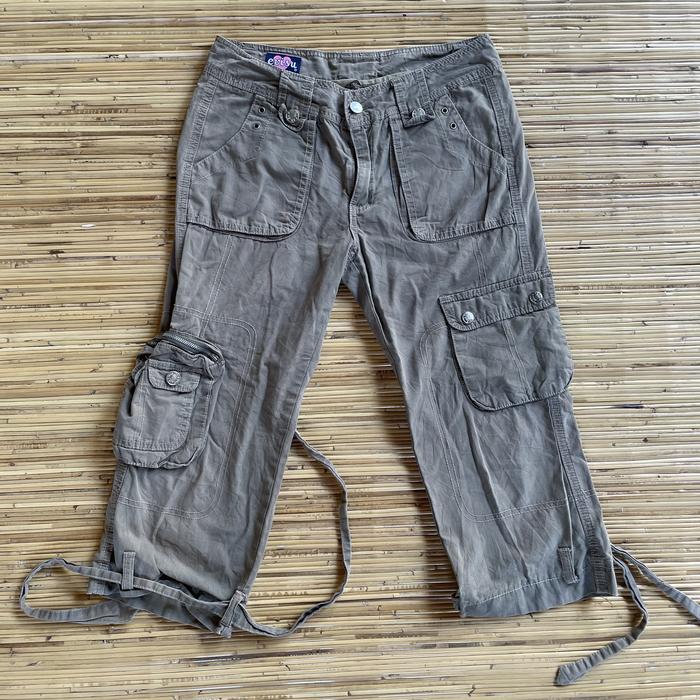 Evisu Celana Pendek Wanita Cewek Cargo Kargo Short Pants Abu-Abu Coklat Second