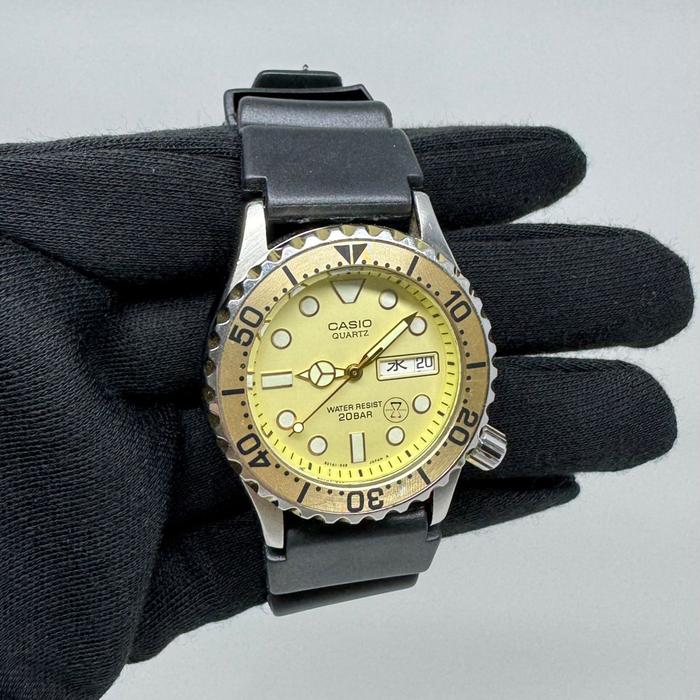 Casio Vintage Divers MD-702 Rare Hard to Find