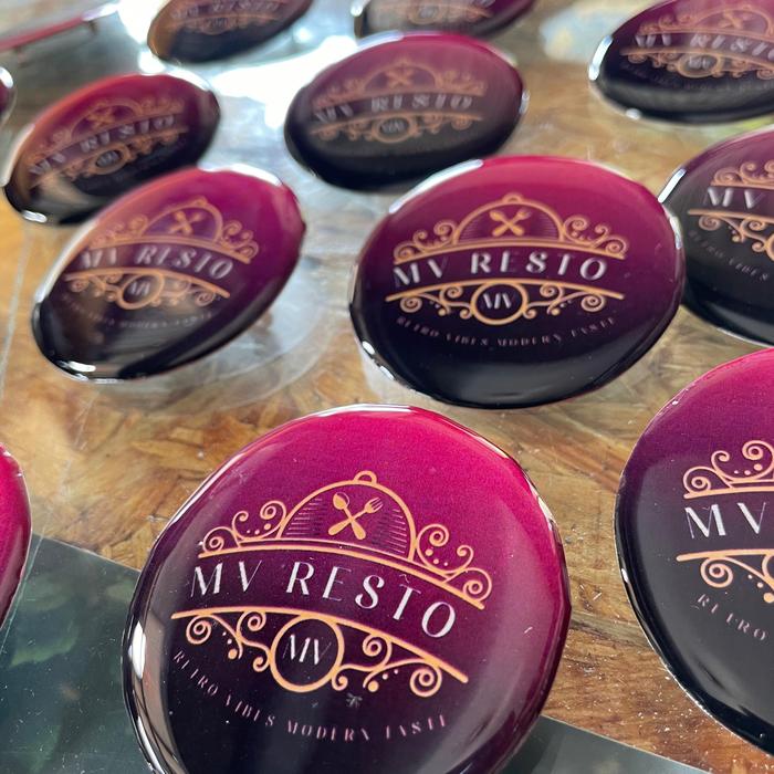 PIN RESIN ALUMINIUM PIN BROS CUSTOM / LOGO / AKSESORIS / SOUVENIR