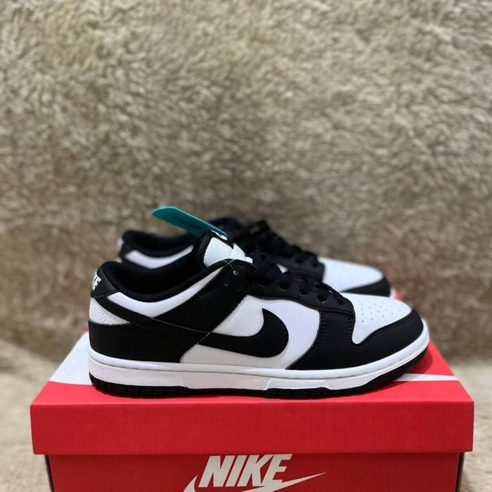 SB  DUNK  LOW  PANDA SNEAKERS