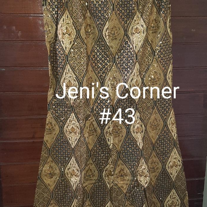Rok Batik Kuning Benang Emas Size XL #43