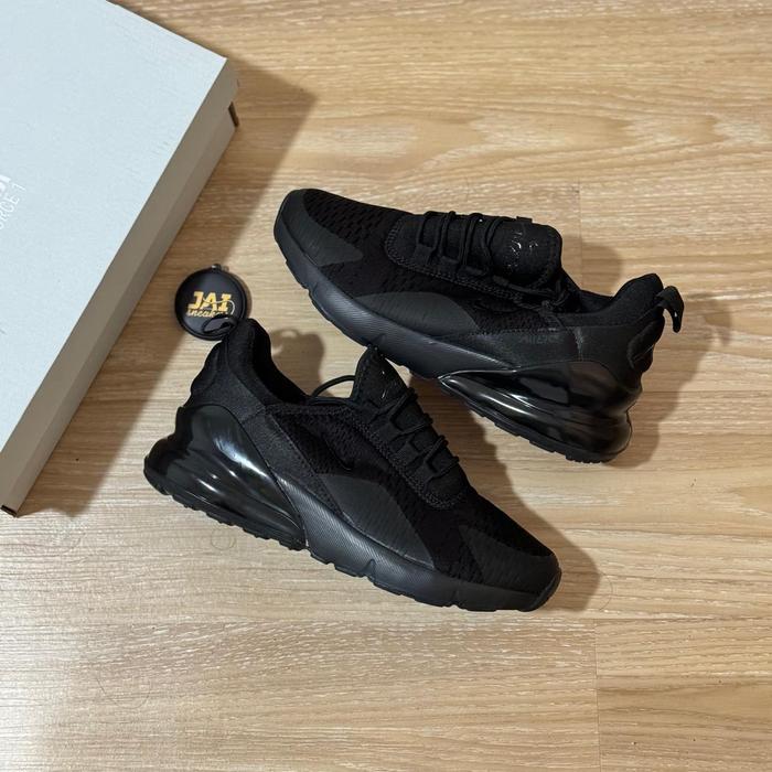 SEPATU SNEAKERS SLIPON NIKE AIR MAX 270 FULL BLACK PRIA