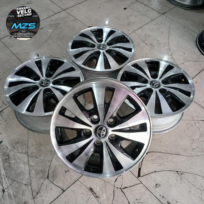 Velg mobil bekas inova ring 15 ,cocok granmax,luxio,dll