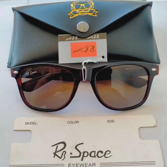 Wayfarer Sunglasses Brand: RB Space Made in China Frame lumayan tebal dan kokoh Engsel besi tertanam
