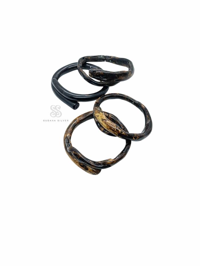 Gelang Uli Bentuk Natural Aksesoris Pria Polos Bali