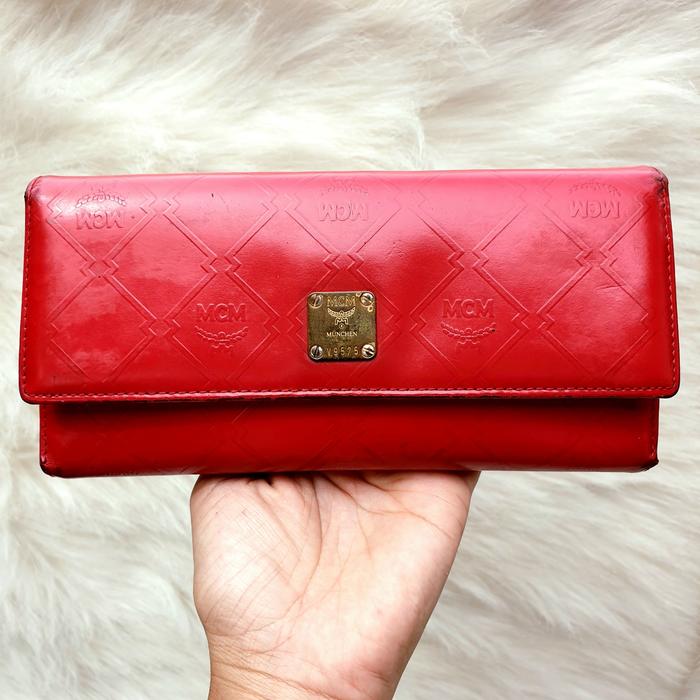 Dompet Mcm Lipat Panjang Merah Kulit Asli Banyak Ruang Slot Kartu Wanita