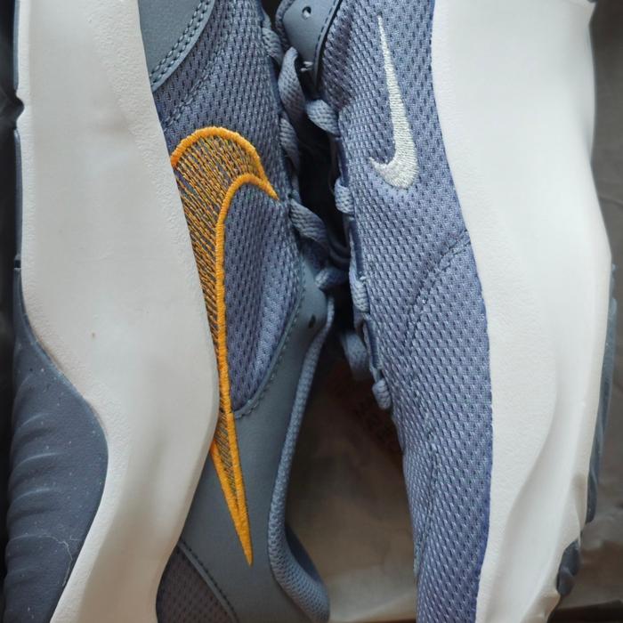 sepatu Nike legend essential 3 murah