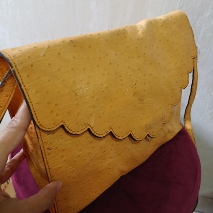 lovcat sling kulit asli kuning cantik sekali