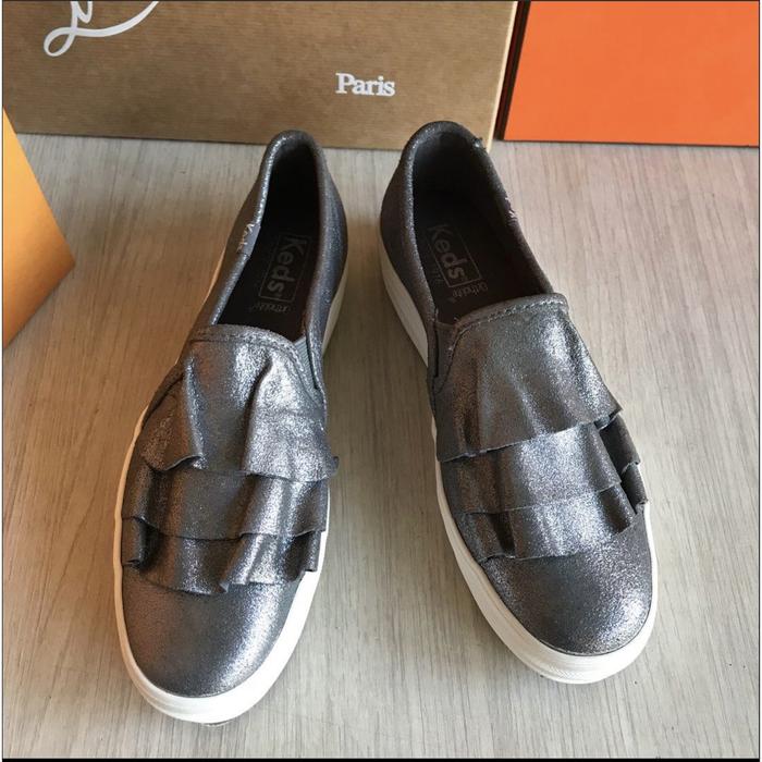 Keds women’s triple ruffle size 36 silver rumbai grey abu abu