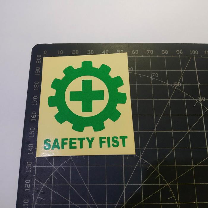 stiker cutting k3 safety first