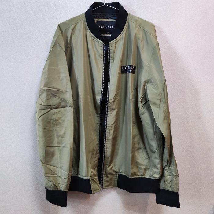 Jaket bomber pria TBJ Nearby size L warna hijau