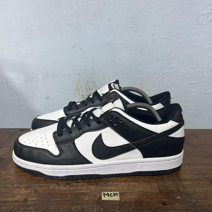 Sepatu second branded nike sb low retro panda size 43