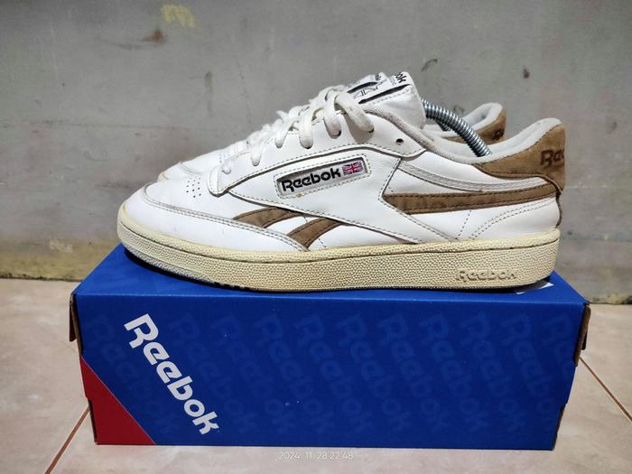 Sepatu REEBOK CLUB C REVENGE VINTAGE - Size 43 - SECOND ORIGINAL