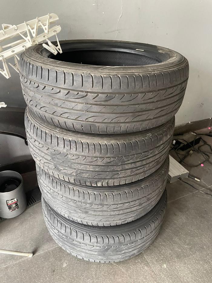 Ban bekas Second Dunlop SP Sport LM 704 185/55 R16