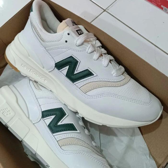 sepatu sneakers NB 997R U997RGA original Pria