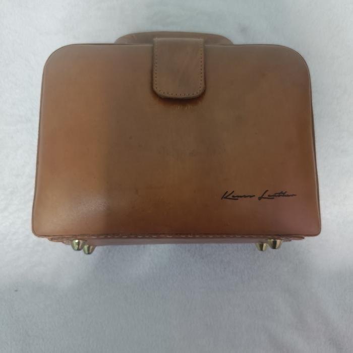 Kenes Leather Sling Bag Kulit Nabati