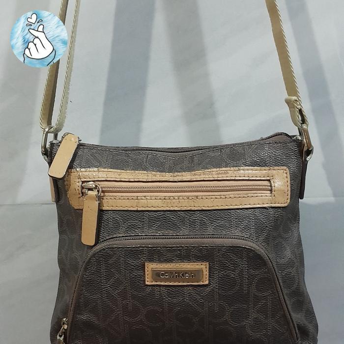 Tas Preloved Sling bag CALVIN KLEIN