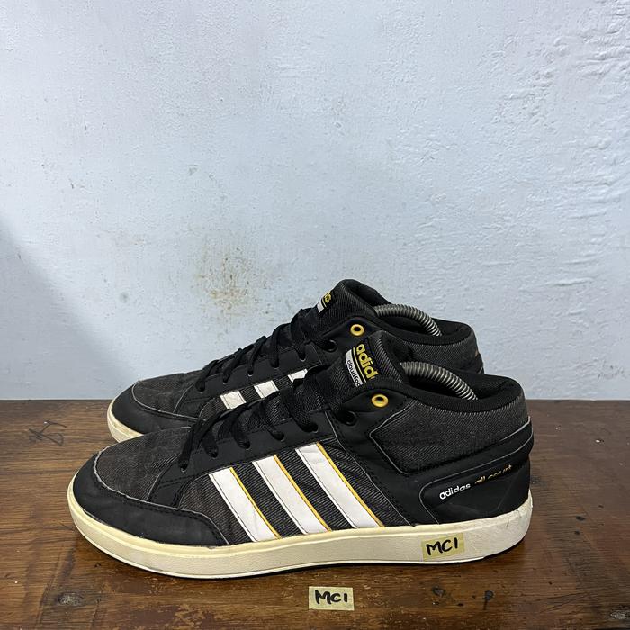 Sepatu second ori adidas all court mid size 42
