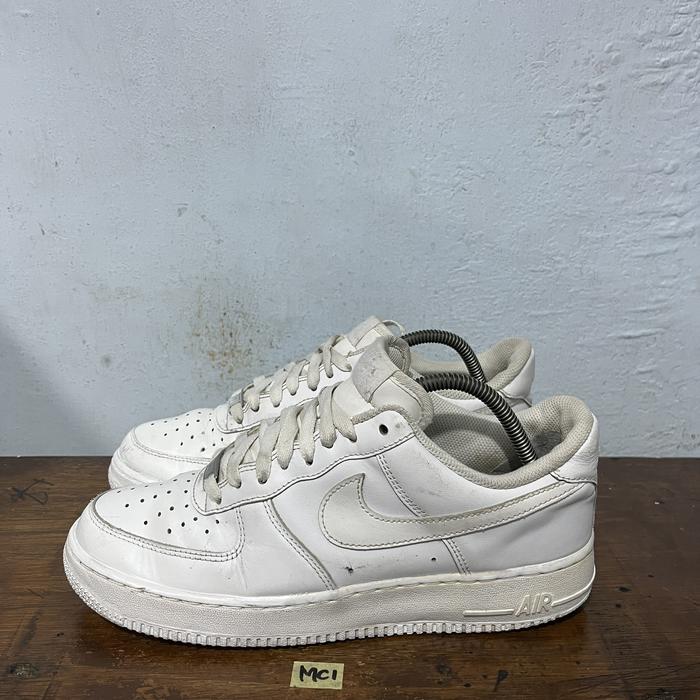 Sepatu second ori nike AF1 full white size 42 (MCI)