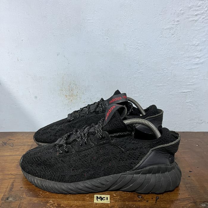 Sepatu second ori adidas tubular fullblack size 41