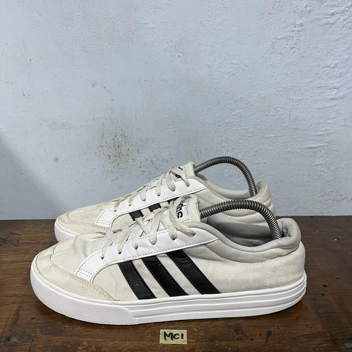 Sepatu second ori adidas vs set size 42