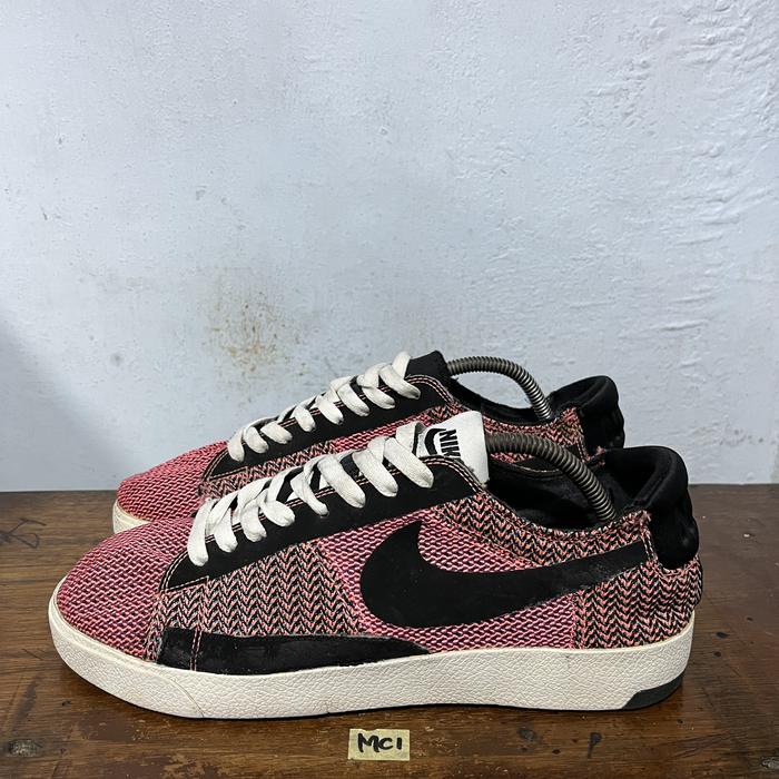 Sepatu second ori nike blazer lux knit size 44