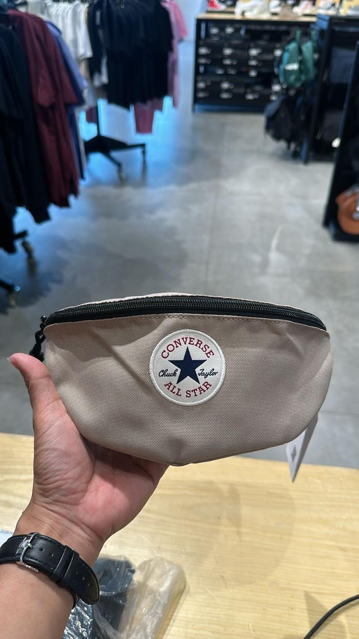 CONVERSES Chuck Taylor Pach Sling Pack Unisex  Bum Bag | Vintage Cargo | Tas Selempang |Waistbag Con