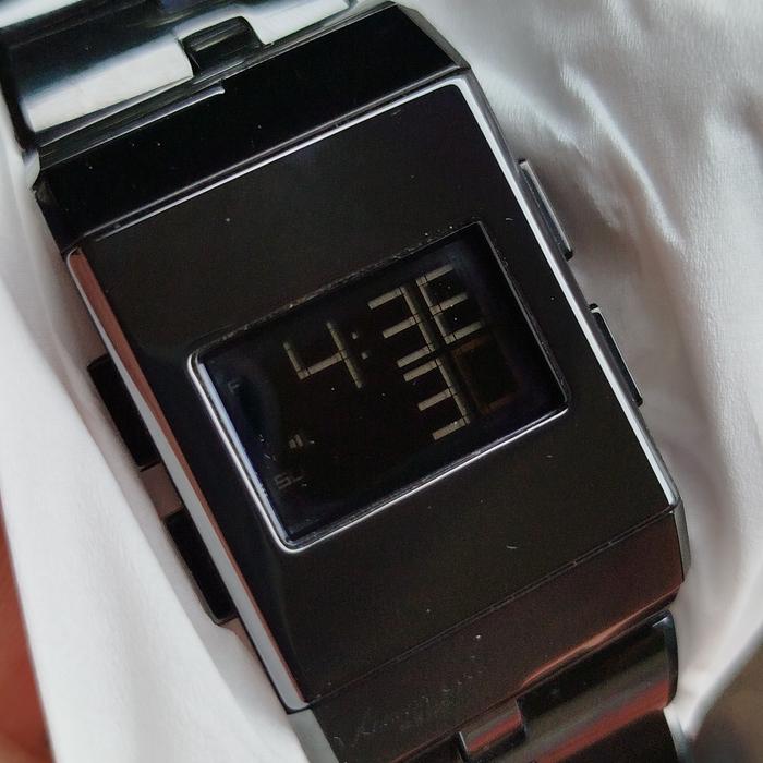 jam tangan kenneth cole bekas