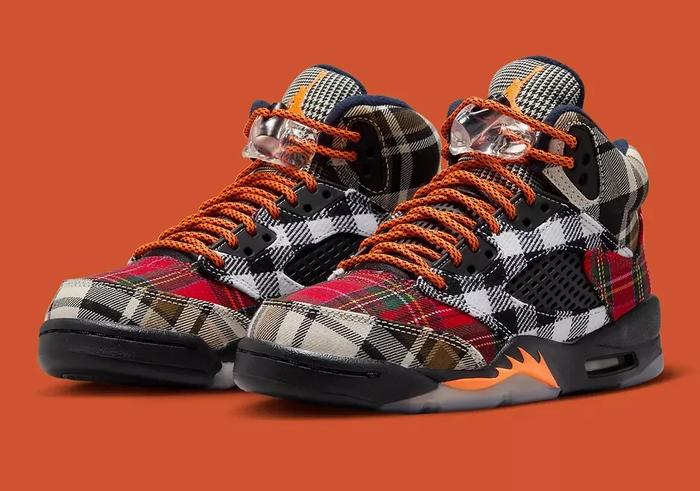 SEPATU SNEAKERS ANAK / REMAJA NIKE AIR JORDAN 5 RETRO PLD (GS) plaid