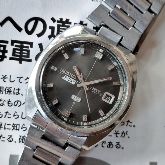Vintage Seiko 5 split day-date Black dial Ref.6119-7183 circa year 1974 not Diver Mod King Grand
