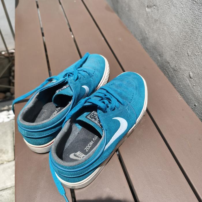 sepatu nike stefan janoski cowok