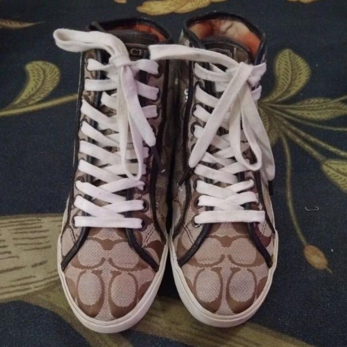 SEPATU C04CH BOOTS FASHION