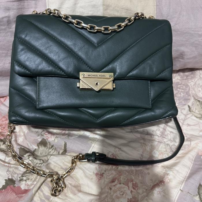 Preloved michael kors cece hijau