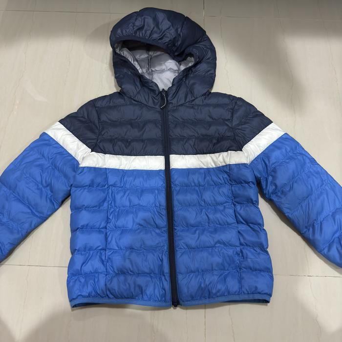 Jaket Anak Ultra Light Down Uniqlo Kids Jacket with Hoodie - Navy White Blue - size 110 - Preloved