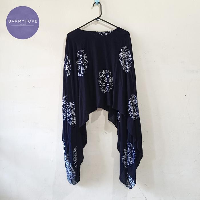 Preloved Second Thrift Blouse Batik Batwing Lengan Panjang Wanita Warna Hitam Bahan Adem All Size